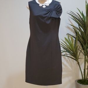 Calvin Klein - Rouched Bow Sleeveless Dress